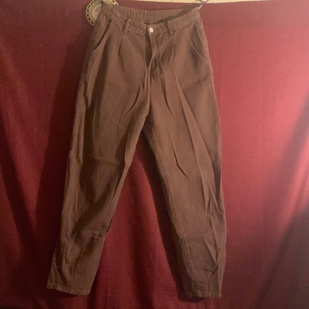 brown pants